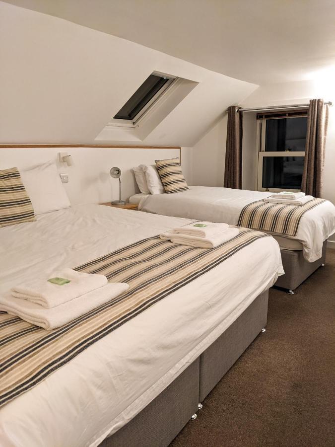 Ferry Inn Стромнесс Екстер'єр фото