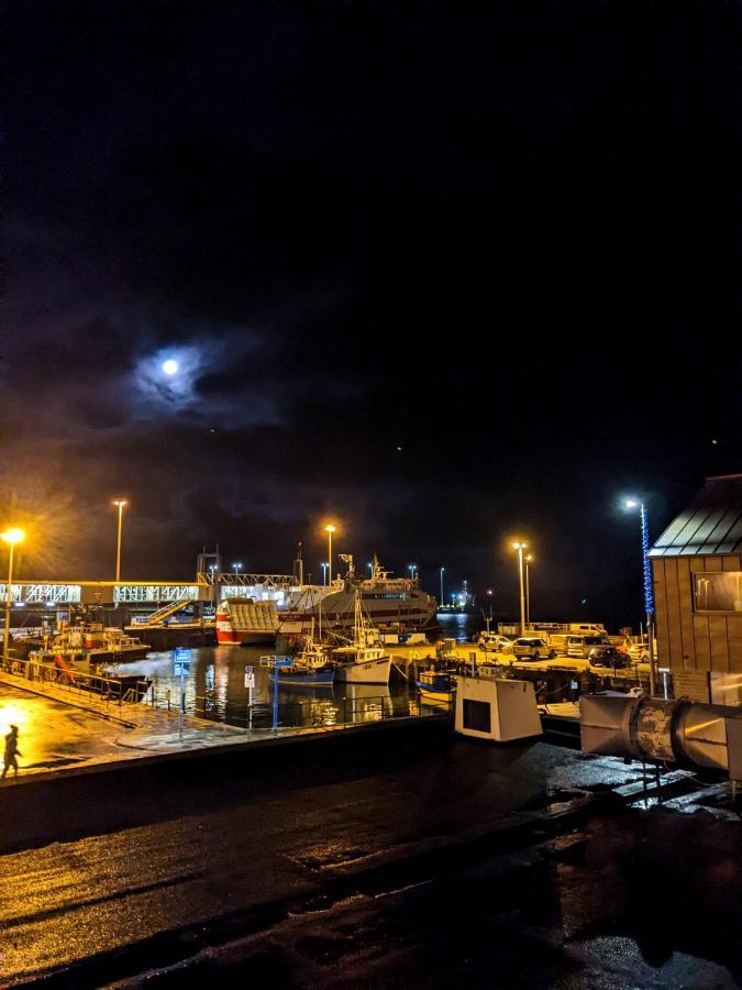 Ferry Inn Стромнесс Екстер'єр фото