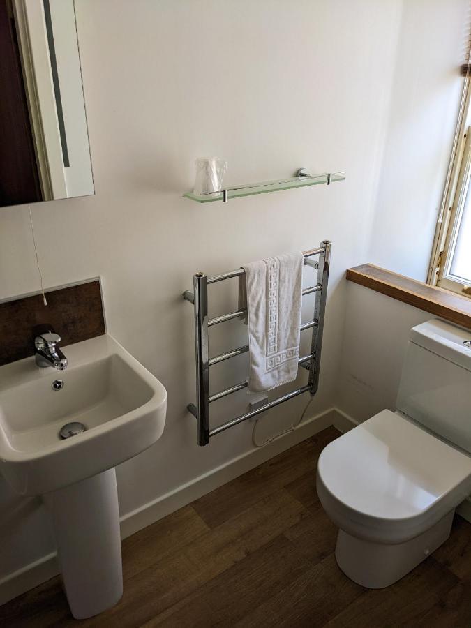 Ferry Inn Стромнесс Екстер'єр фото